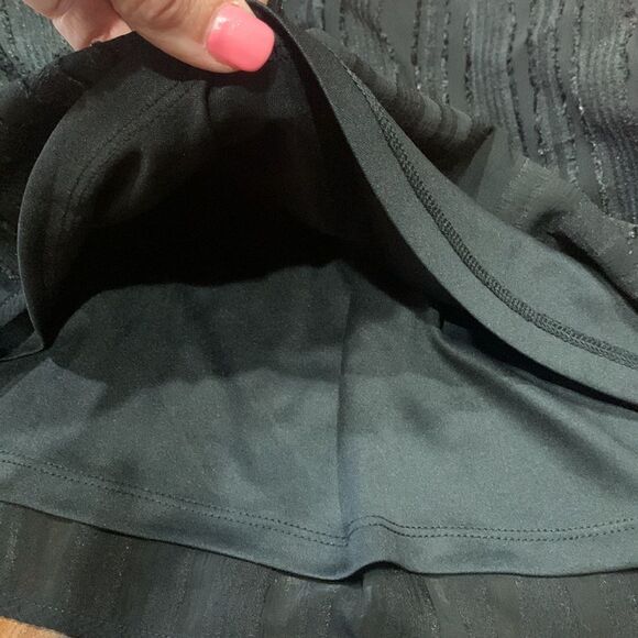 NWT Black Mini Skirt Textured Lined Chiffon Velvet Sz M - Picture 11 of 13
